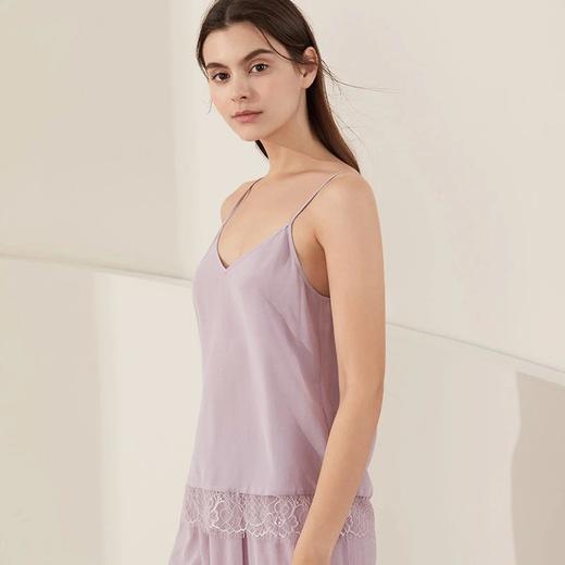 金三塔新款真丝吊带衫女蕾丝拼接V领性感美背吊带衫 NSF8B701 商品图1