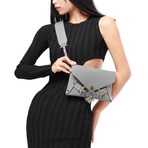 编织花环胸包 商品图1