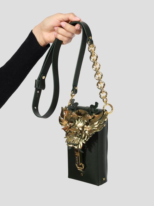 龙系列竖型斜挎包 商品图1