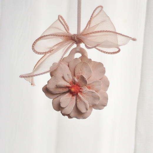 浪漫花车载挂件ins风花朵香水汽车香薰扩香石车挂韩系气质内装饰 商品图7