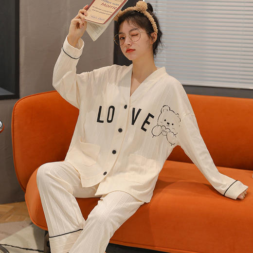 2022年新款睡衣女春秋款长袖薄款时尚简约开衫家居服秋季套装 商品图6