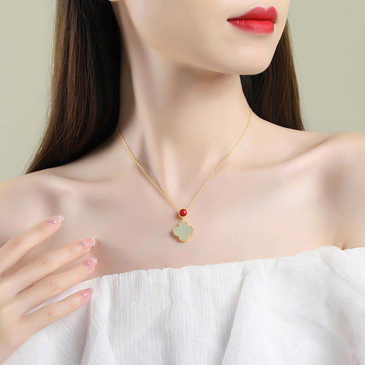 子佩集【四叶草】S925银国潮古法鎏金纯银和田玉锁骨链【JHY-N000588G】 商品图2