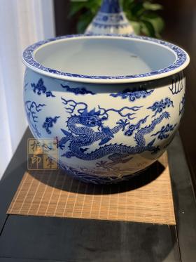 青花五龙出海画卷缸