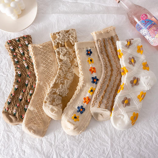 V立体袜子女中筒韩版长袜复古秋冬款可爱ins潮流百搭女士 商品图3