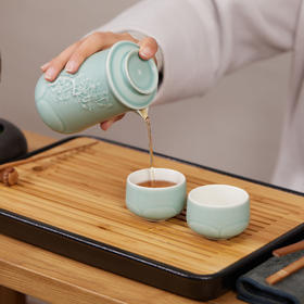 杯中藏风雅，茶中述趣事