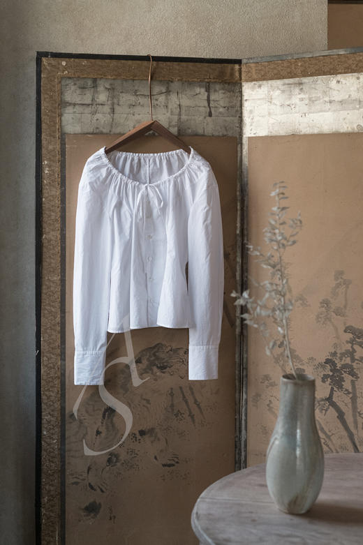 Liangxue  白色/香槟金/薄荷绿/藕粉色领口抽绳收腰衬衫 商品图2