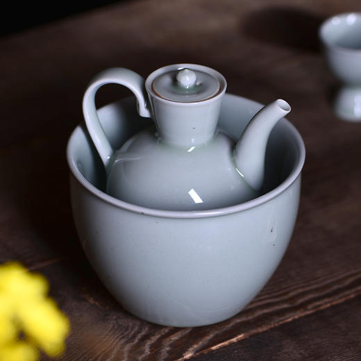 【积分兑换】《斗酒十千•琥珀流光》复刻宋朝龙泉青瓷酒具套装 酒壶*1、温碗*1、杯*8 商品图1