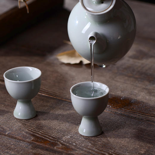 【积分兑换】《斗酒十千•琥珀流光》复刻宋朝龙泉青瓷酒具套装 酒壶*1、温碗*1、杯*8 商品图5