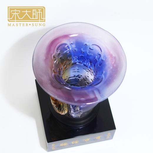 宋大师吉物新款 腰缠万贯荣耀爵鼎 古法琉璃工艺商务礼品摆件 商品图3