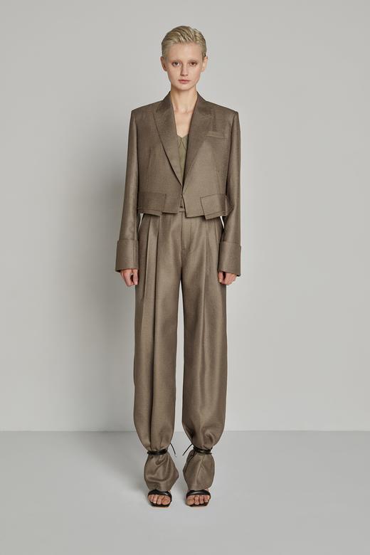 翻袖贴片短款西服 商品图2