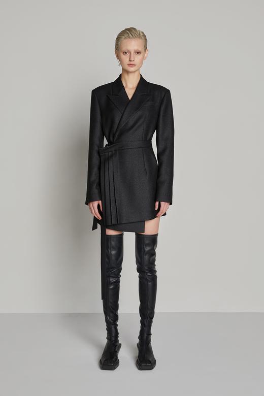 搭片下摆收腰西服 商品图1