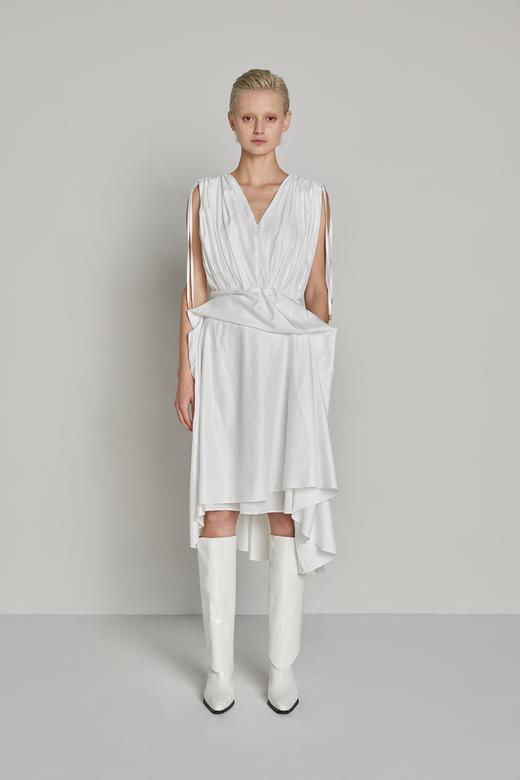 无袖肩部抽褶V领连衣裙 商品图0