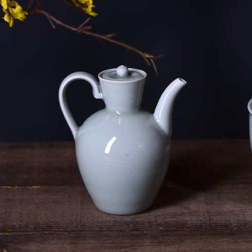 【积分兑换】《斗酒十千•琥珀流光》复刻宋朝龙泉青瓷酒具套装 酒壶*1、温碗*1、杯*8 商品图3