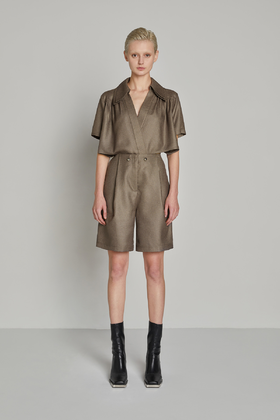 腰部镂空互搭系扣连体裤