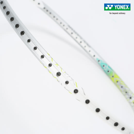 YONEX/尤尼克斯 疾光系列 NANOFLARE 555EX 全碳素羽毛球拍（不含羽线） 商品图4