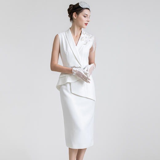 LIZZY 西装领钉珠流苏假二件式连衣裙7434 商品图1