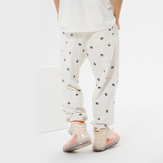 MISHKA满绣灯芯绒长裤M21100805M 商品图3