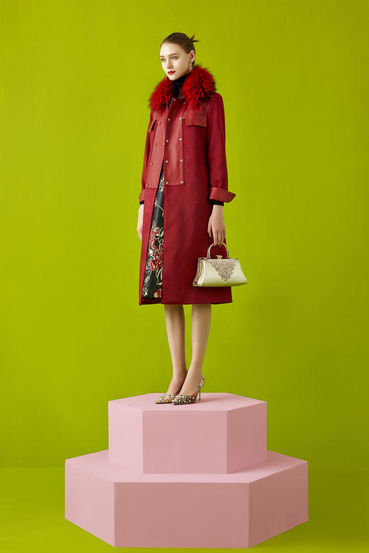 【伯妮斯茵】中长款贵气毛领长皮衣 6P4155 商品图2