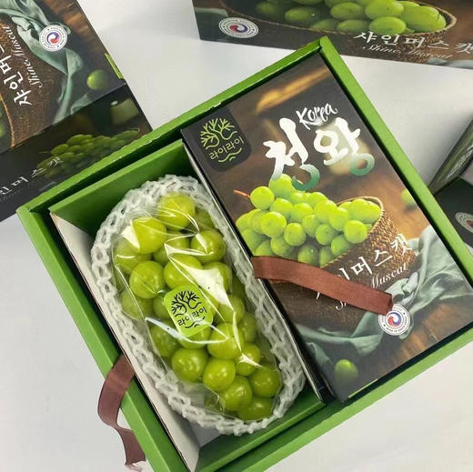 韩国🇰🇷晴王葡萄，超大颗粒甜度非常高的轻奢水果，自然成熟，果肉脆甜多汁，口感饱满独特 商品图1
