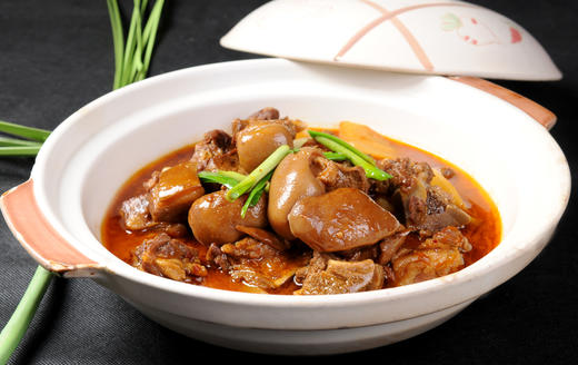 红焖小山羊煲(份) 商品图0