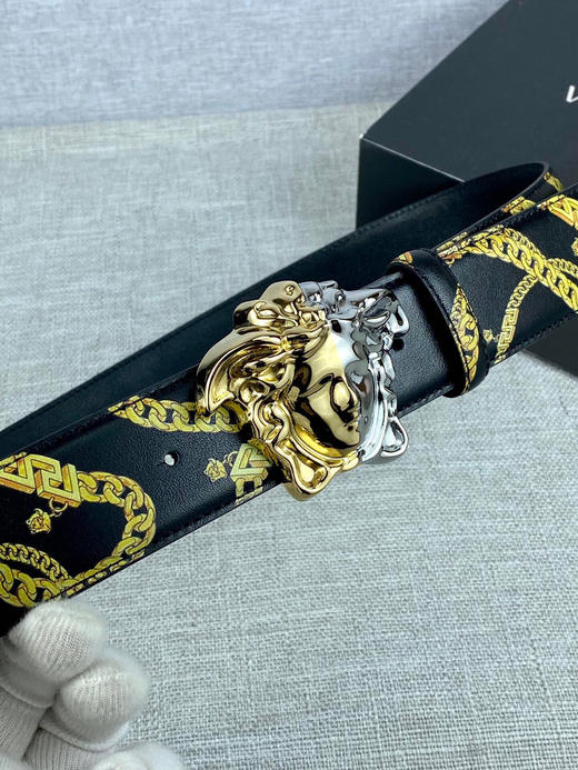 春季特惠💰350 范思哲男士腰带 2022新品 带身宽度3.8cm  此款个性腰带 商品图1