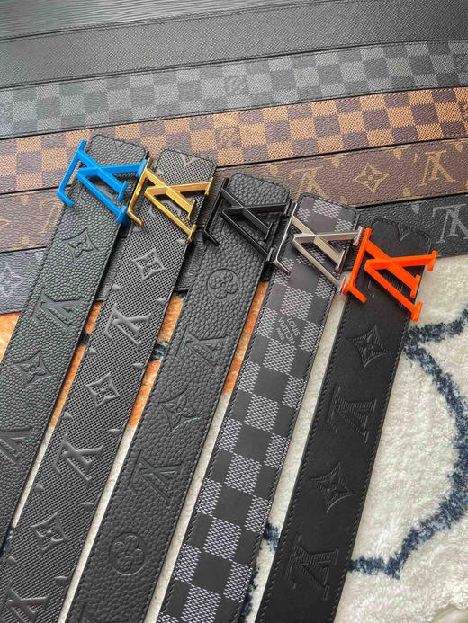 春季特惠💰330 LV路易系列 男士腰带 LOUIS VUITTON采用进口头层皮革 商品图9