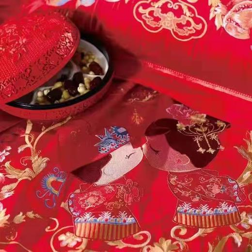 10楼 富安娜 婚庆八件套—百子迎婚【230*229cm】吊牌价5999元 活动价2999元 商品图1