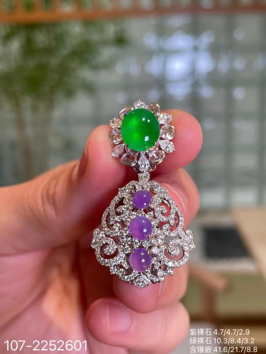 107-2252601，高冰艳+玻璃艳绿蛋面胸针。具体价格微信咨询 商品图2