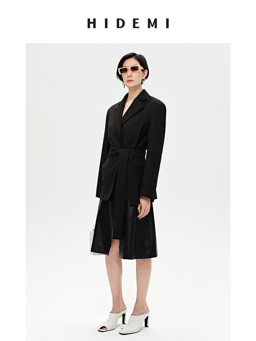 HIDEMI 简约设计感可拆卸腰带式廓形西装 商品图3