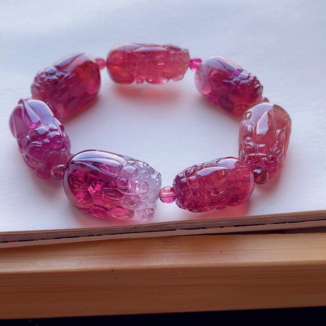 5克 红碧玺红纹珠手链