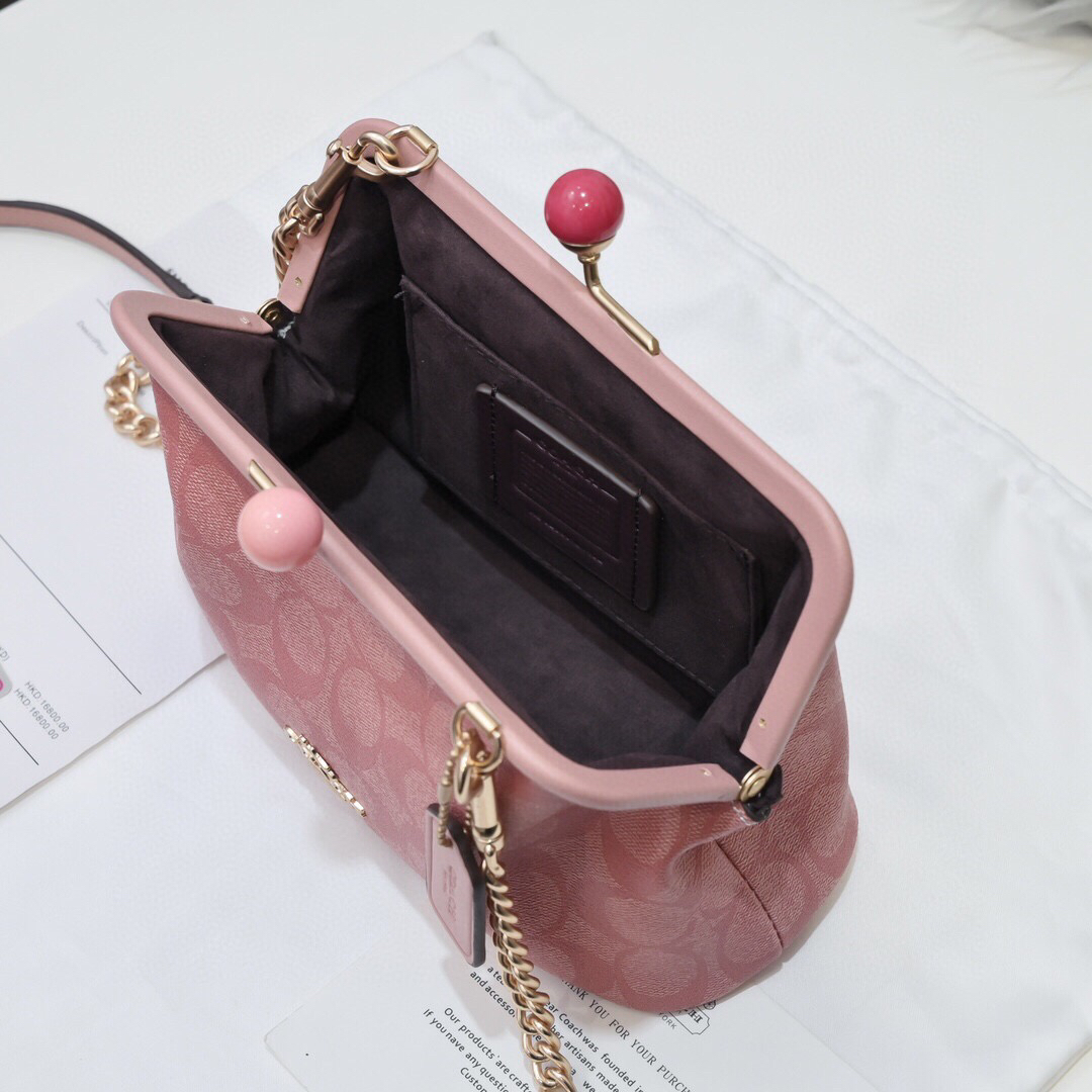 春季特惠90450 coach蔻驰 c1452 吻锁链条包 包包