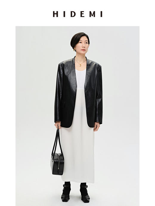 HIDEMI 黑色褶皱做旧感环保皮V领西装 商品图8