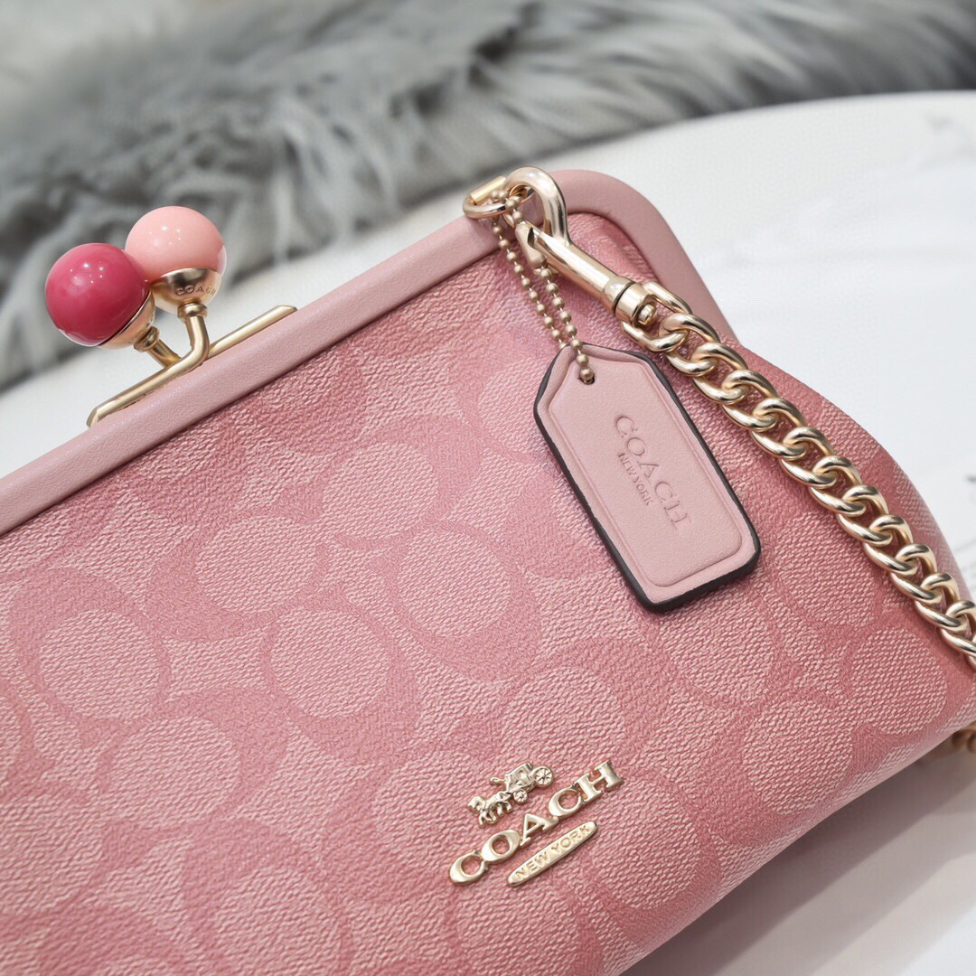 春季特惠90450 coach蔻驰 c1452 吻锁链条包 包包