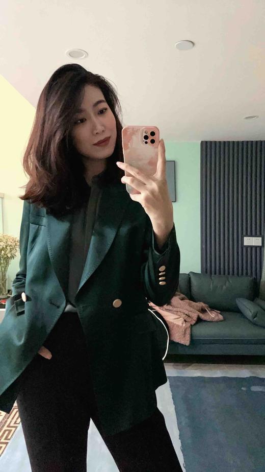 4462 “继承者”丝滑醋酸西装外套女神的闪耀时刻单西颈袖添香 商品图10