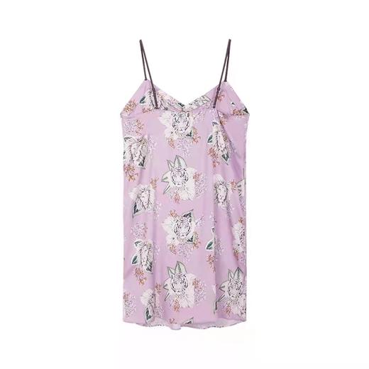 安莉芳薄款印花性感V领吊带睡裙女士舒适防凸点家居裙EL00365 商品图1