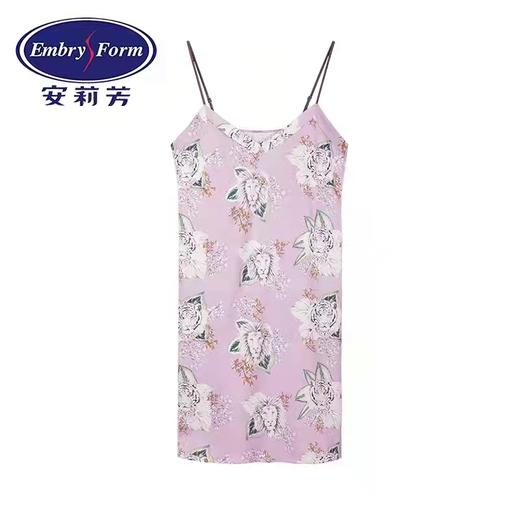 安莉芳薄款印花性感V领吊带睡裙女士舒适防凸点家居裙EL00365 商品图0