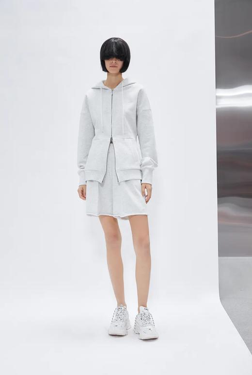 基础款松紧腰卫衣短裤 商品图1