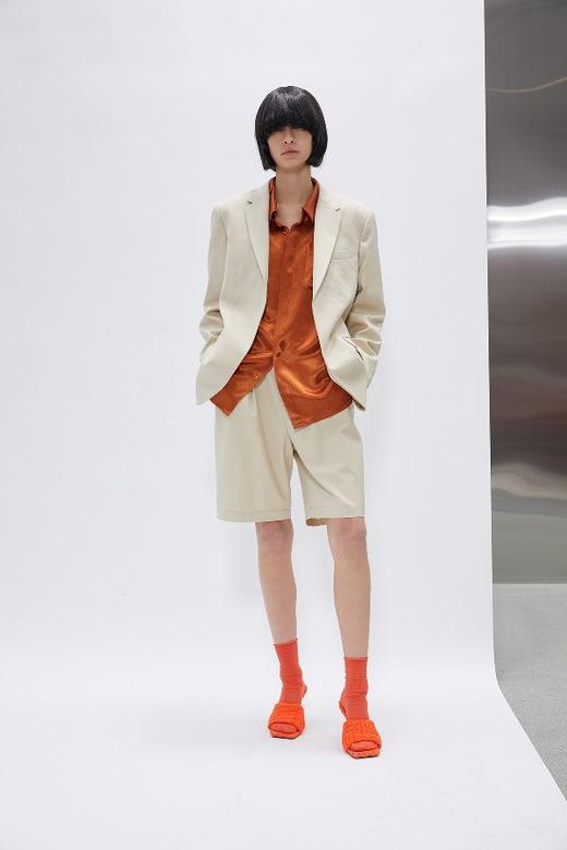 经典款阔肩百搭西服 商品图2