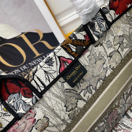 春季特惠💰800 迪奥大号购物袋【Di0r Book Tote】 商品图7