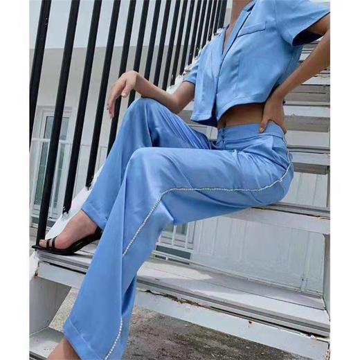 【样品清仓】laria collection套装爱心钻缎面短袖上衣高腰宽松休闲裤套装 （不支持退换）[福利品] 商品图3