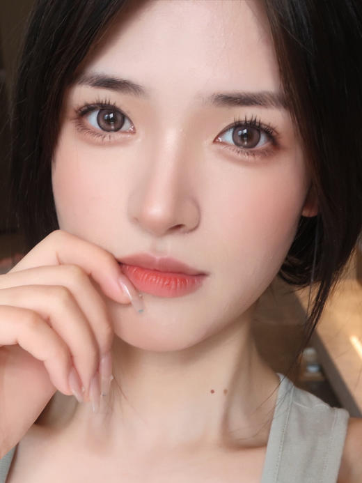 年抛 霓虹 Laseecon  中直径14.2 着色13.5仅供参考 (同品牌多副更划算 选款完整色板在详情页) baby演播厅同款紫色美瞳 很多缺货 咨询客服哦 商品图5