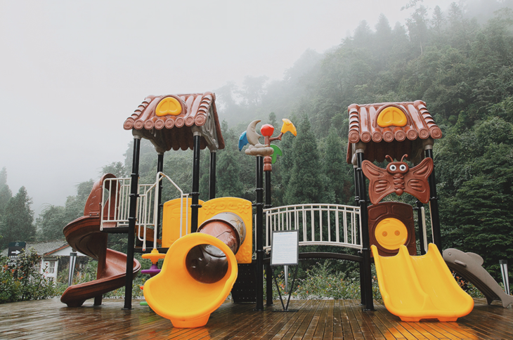 【雅安龙苍沟景区61宽山隐庐温泉度假酒店】399抢景观大床房/双床房