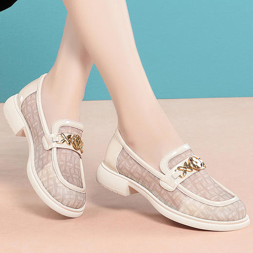 22新款女单皮鞋乐福鞋软底软面驾车郊游鞋大码打孔透气 KQ-AT9092 商品图1