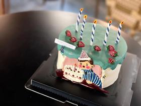 手绘芝士糊半翻糖奶油蛋糕