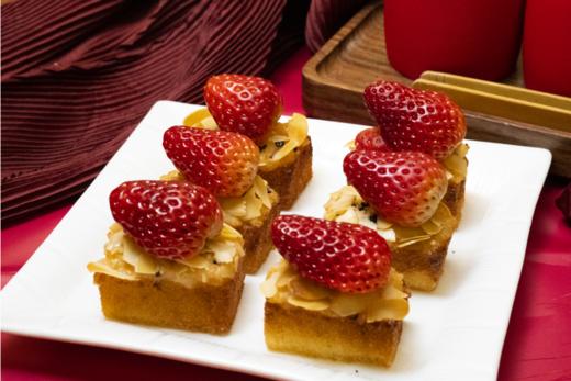 草莓虾滑多士 商品图0