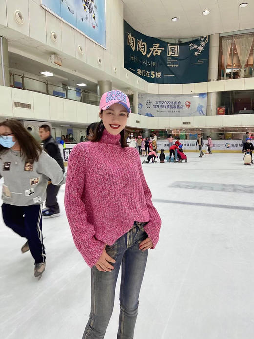 J20424698 100%羊绒衫 烟花紫色 少女心青春减龄 柔软细腻颈袖添香 商品图3