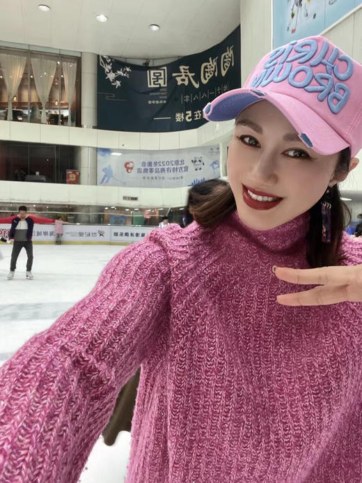 J20424698 100%羊绒衫 烟花紫色 少女心青春减龄 柔软细腻颈袖添香 商品图5