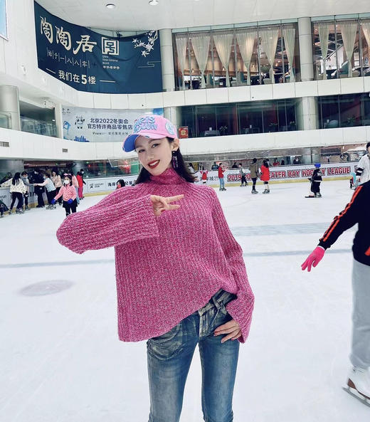 J20424698 100%羊绒衫 烟花紫色 少女心青春减龄 柔软细腻颈袖添香 商品图4