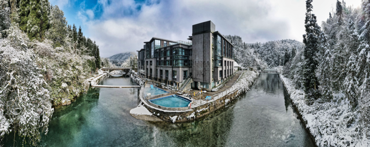 【雅安龙苍沟景区61宽山隐庐温泉度假酒店】399抢景观大床房/双床房