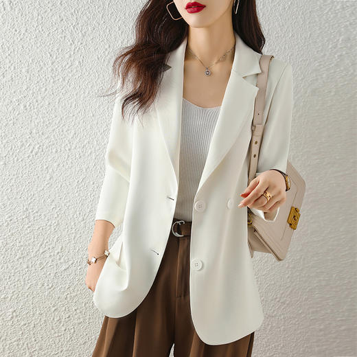 百搭休闲，小西装职业装通勤薄款上衣气质西服七分袖外套XZ-556 商品图3